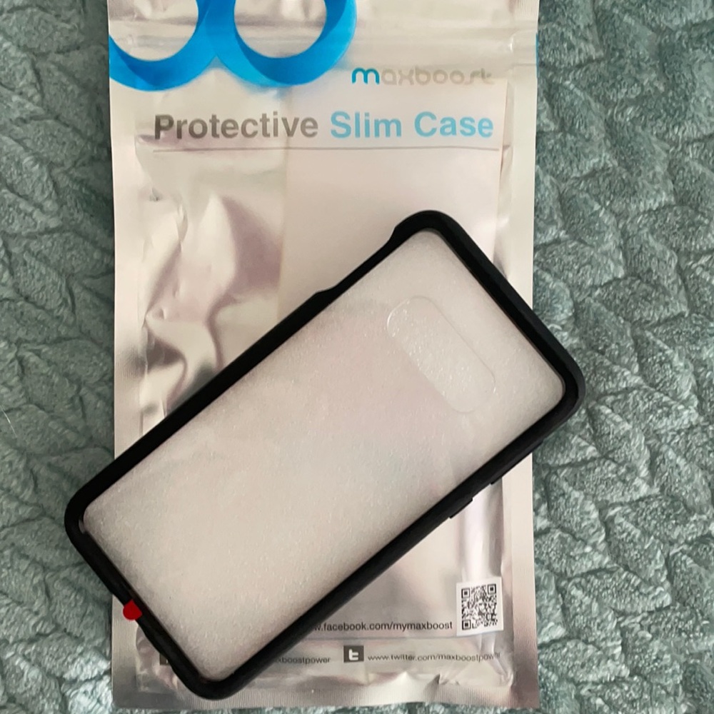 Galaxy S10 Black and clear Slim Phone Case BNWT